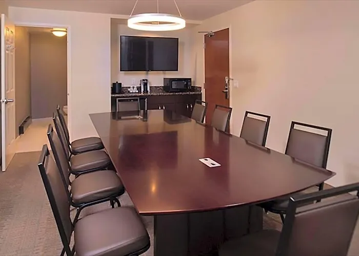 Sonesta Chicago O'hare Airport Hotel 3*